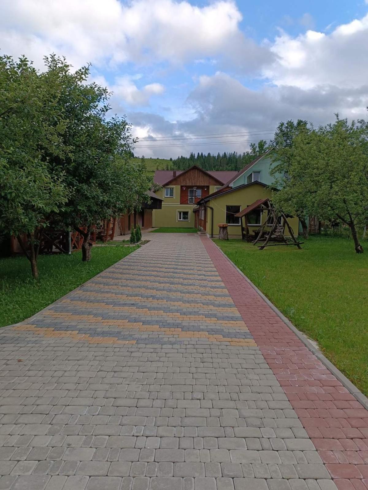 Рукавичка Пилипец Экстерьер фото
