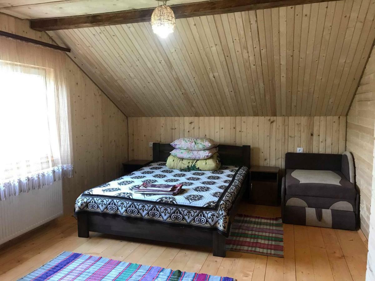 Рукавичка Пилипец Экстерьер фото